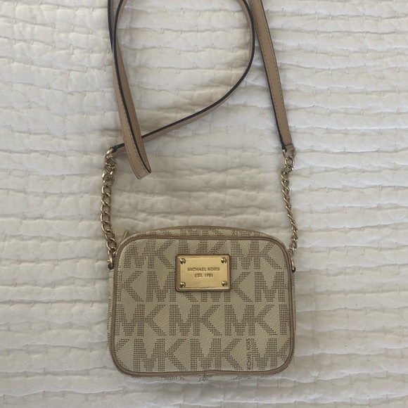 Michael Kors Handbags - Michael Kors Bag
